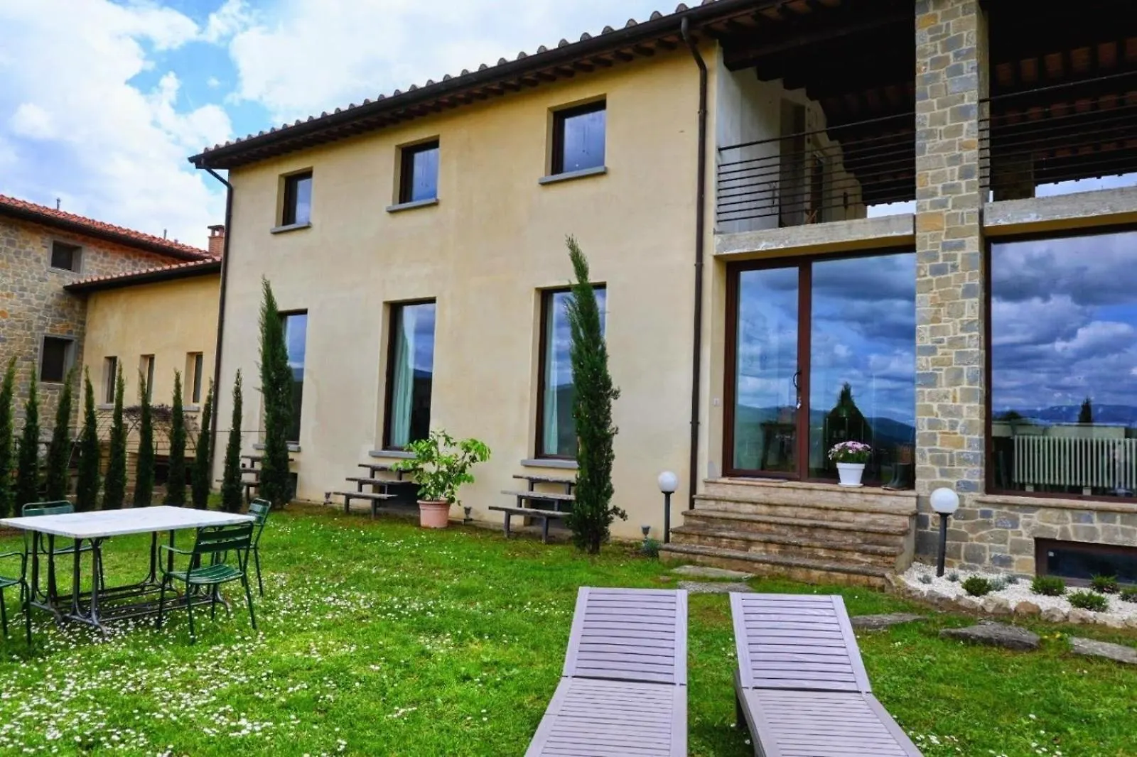 Tuscan Country House Monastero Arezzo